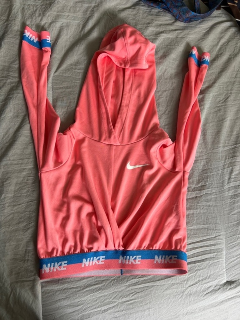 Nike Coral Pink Hooded Athletic Crop Top with Blue Accents